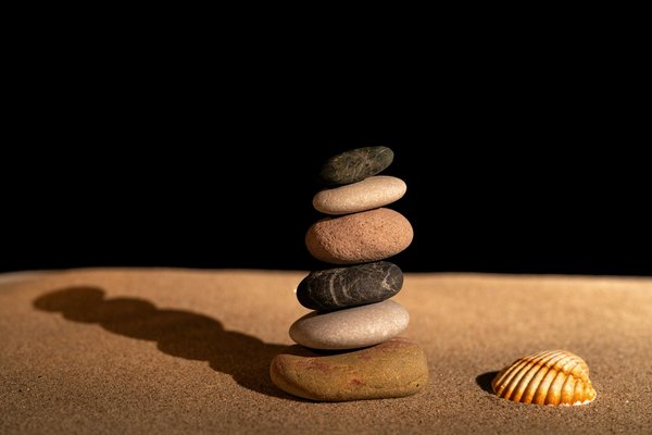 10 Étapes Incontournables pour Cultiver une Zen Attitude au Quotidien